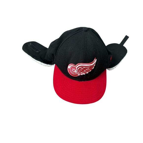 Detroit Red Wings New Era Wool Sherpa Lined Bill Trapper HAt Size 7 1/2 - Picture 2 of 9
